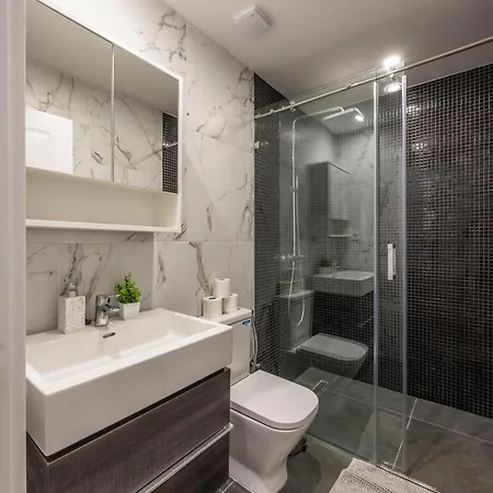 Deluxe Center T6 With Balcony * Budapešť