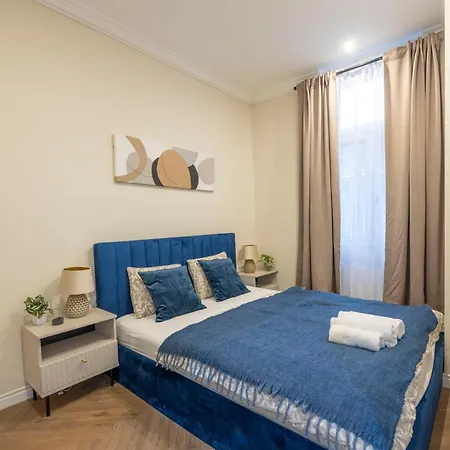 Lejlighed Deluxe Center T6 With Balcony *